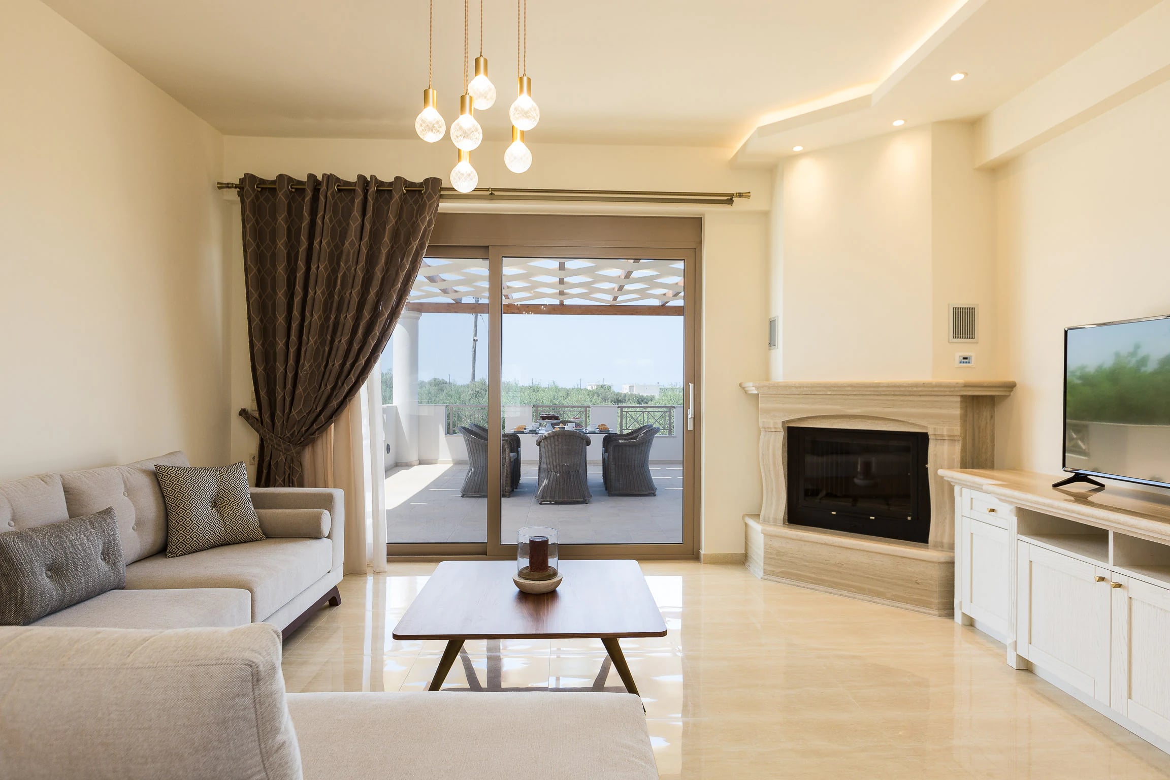 Main living room opening onto the terrace